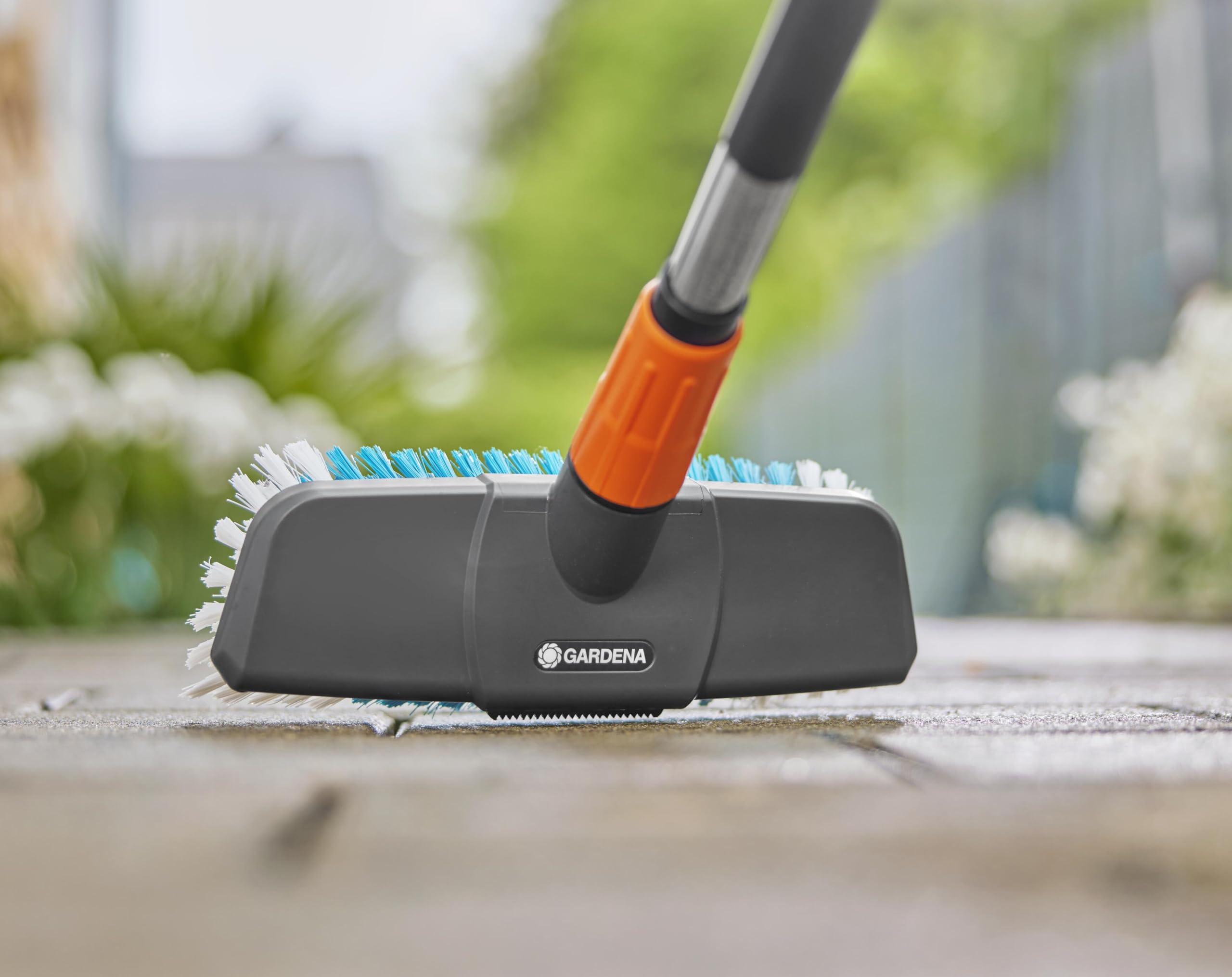 gardena-cleansystem-stielb-rste-hard-18816-20-reinigungsb-rste-mit-harten-borste image 2