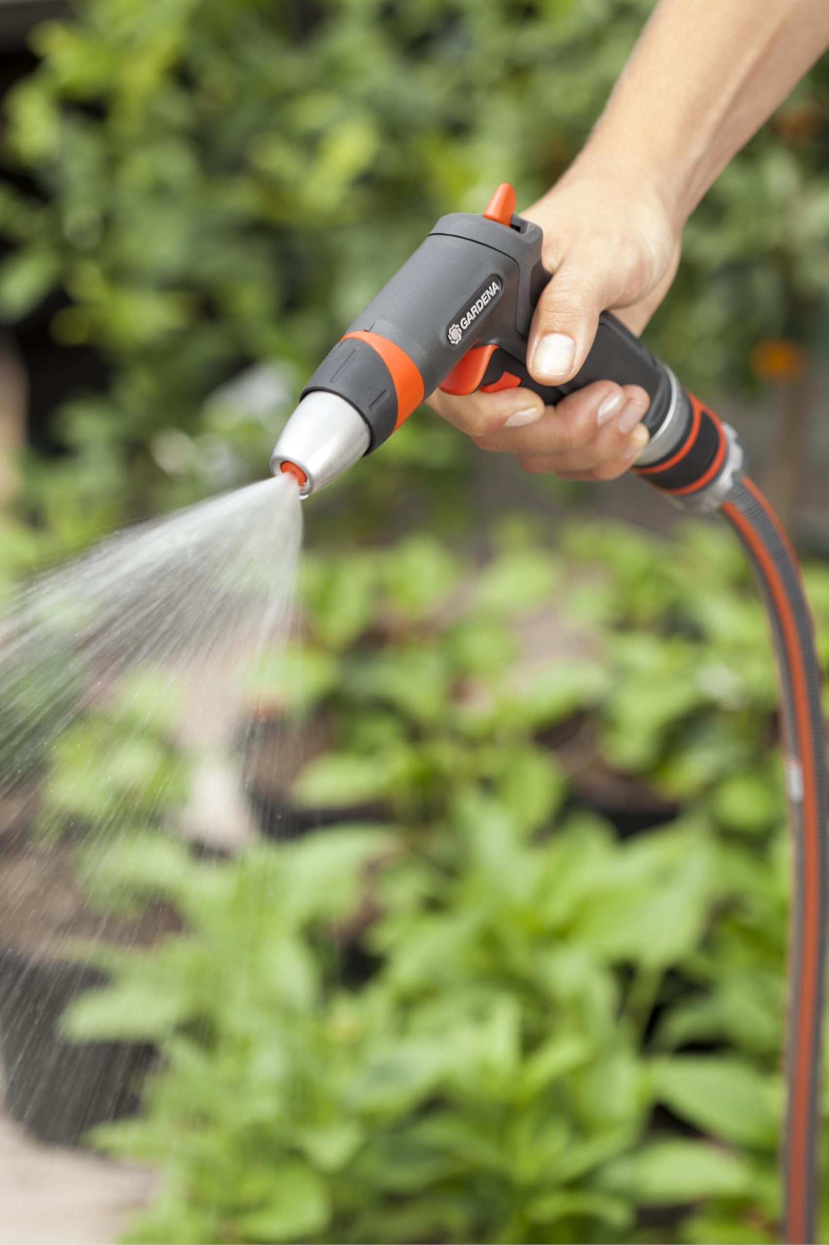 gardena-premium-reinigungsspritze-18305-20-robuste-metall-wasserspritze-mit-impu image 7