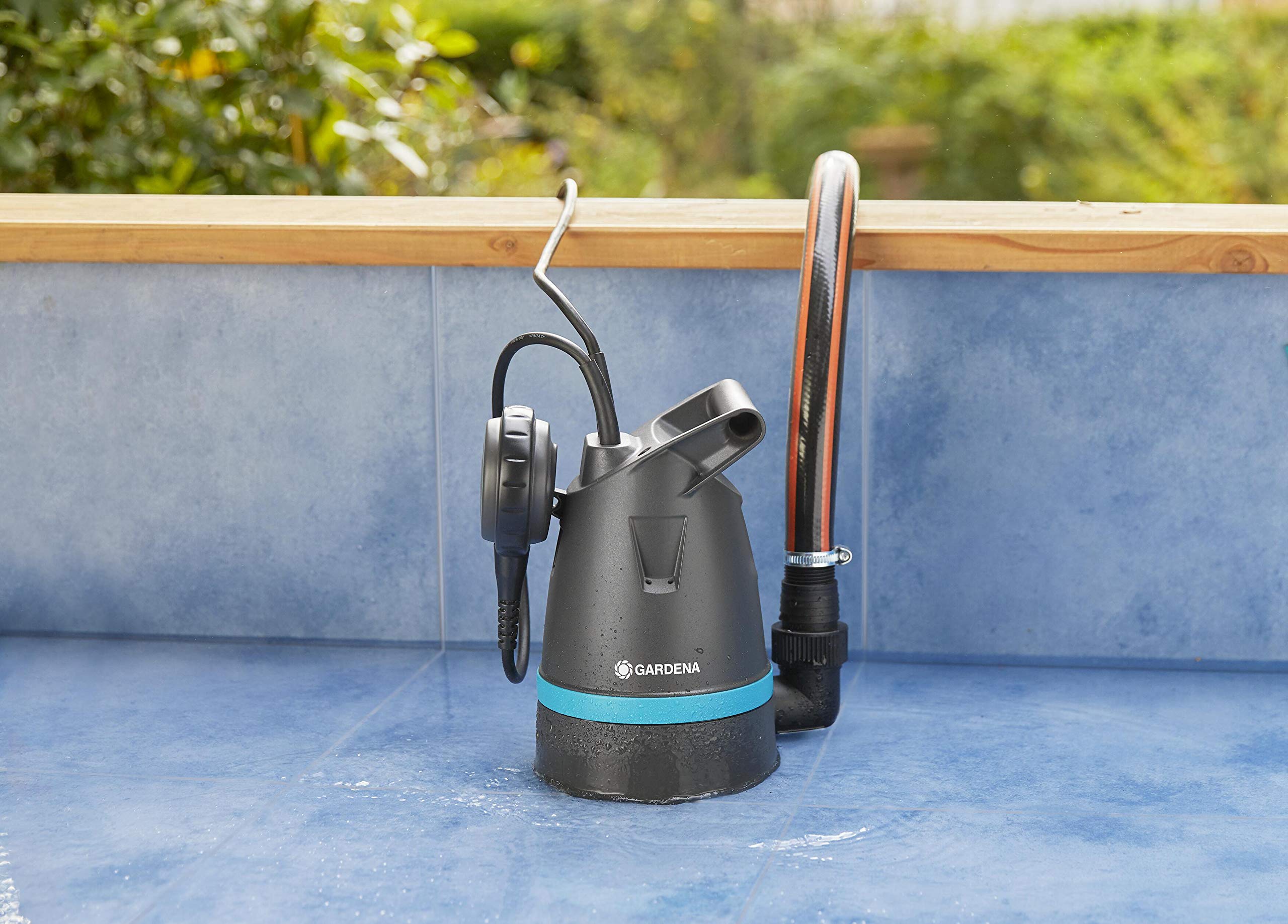 gardena-klarwasser-tauchpumpe-8600-basic-9001-47-tauchpumpe-mit-400-w-8-600-l-h- image 7