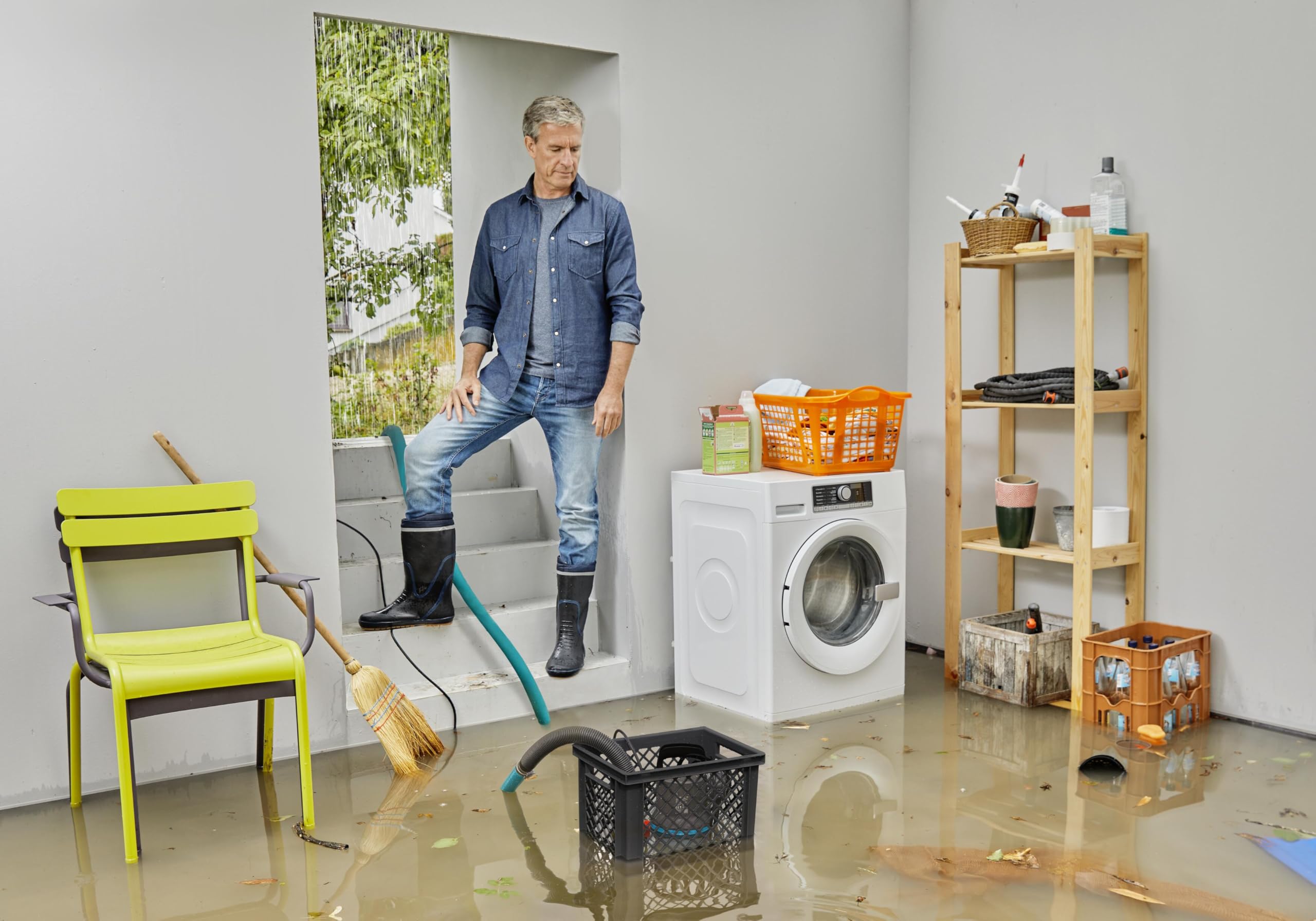 gardena-hochwasser-set-9000-9041-20-schmutzwasser-tauchpumpe-9000-l-h-mit-automa image 2