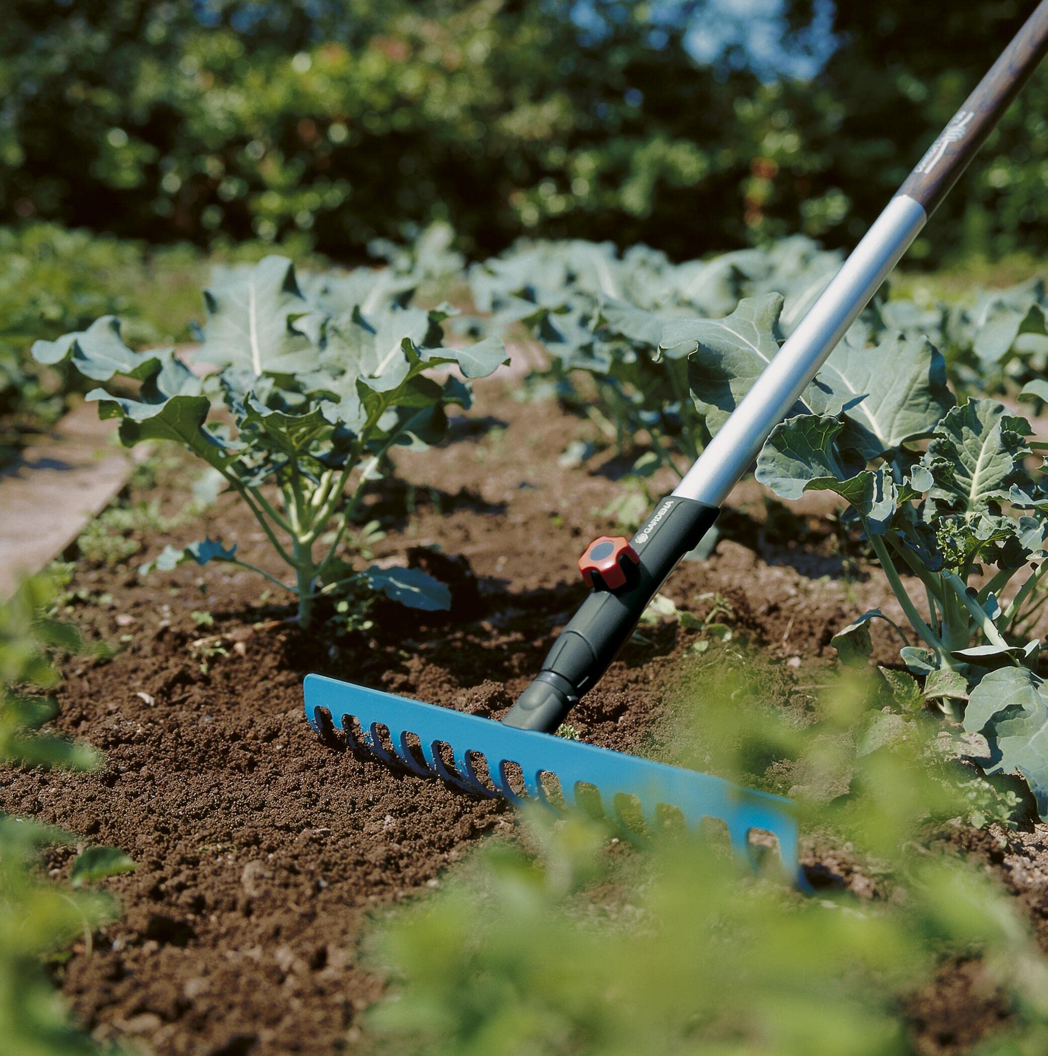 gardena-combisystem-bodenpflege-set-mit-rechen-36-cm-grubber-und-130-cm-holzstie image 3