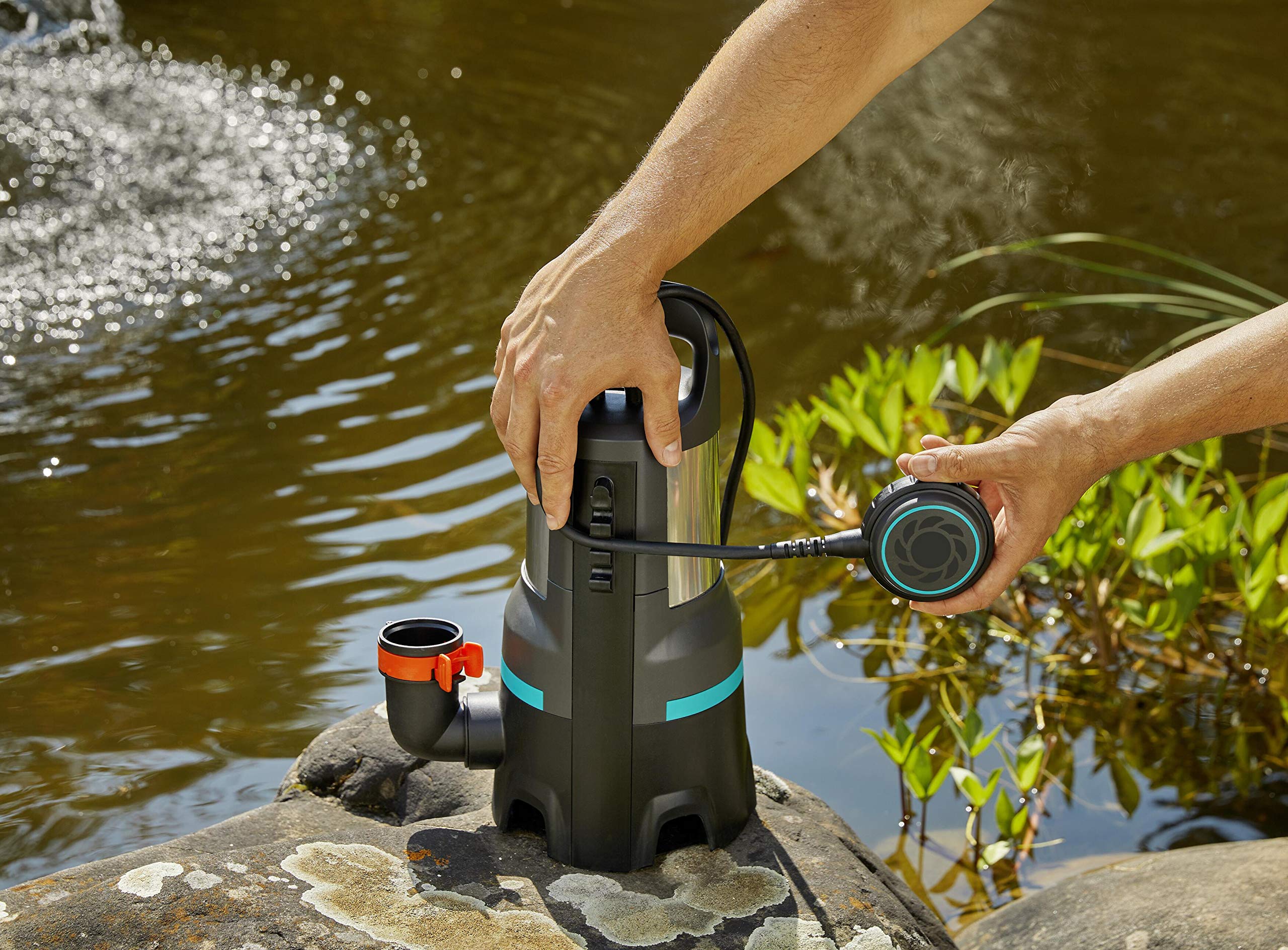 gardena-schmutzwasser-tauchpumpe-25000-1-100-w-tauchpumpe-mit-25-000-l-h-f-rderm image 8