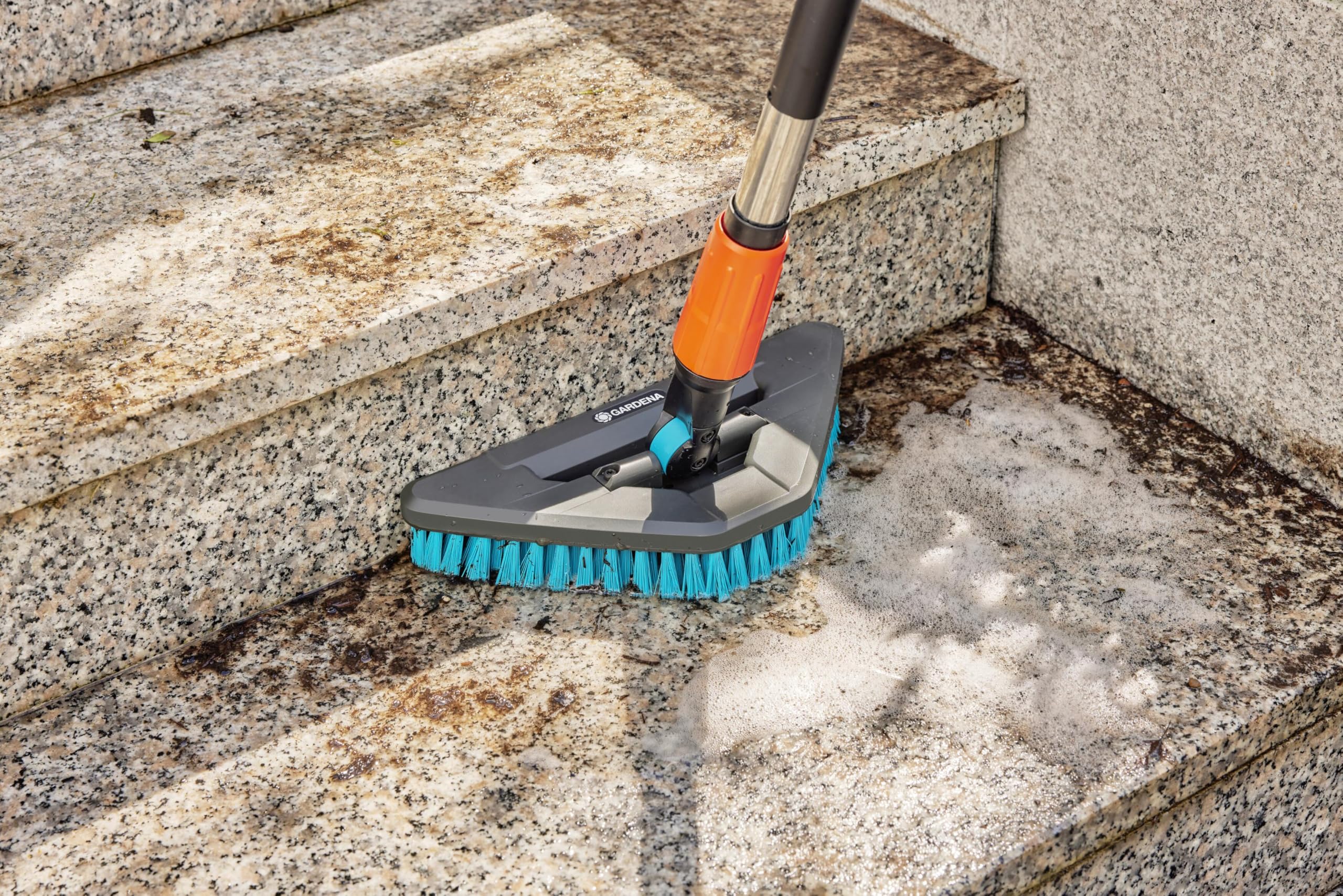 gardena-cleansystem-stielb-rste-hard-flex-18814-20-drehbare-reinigungsb-rste-in- image 4